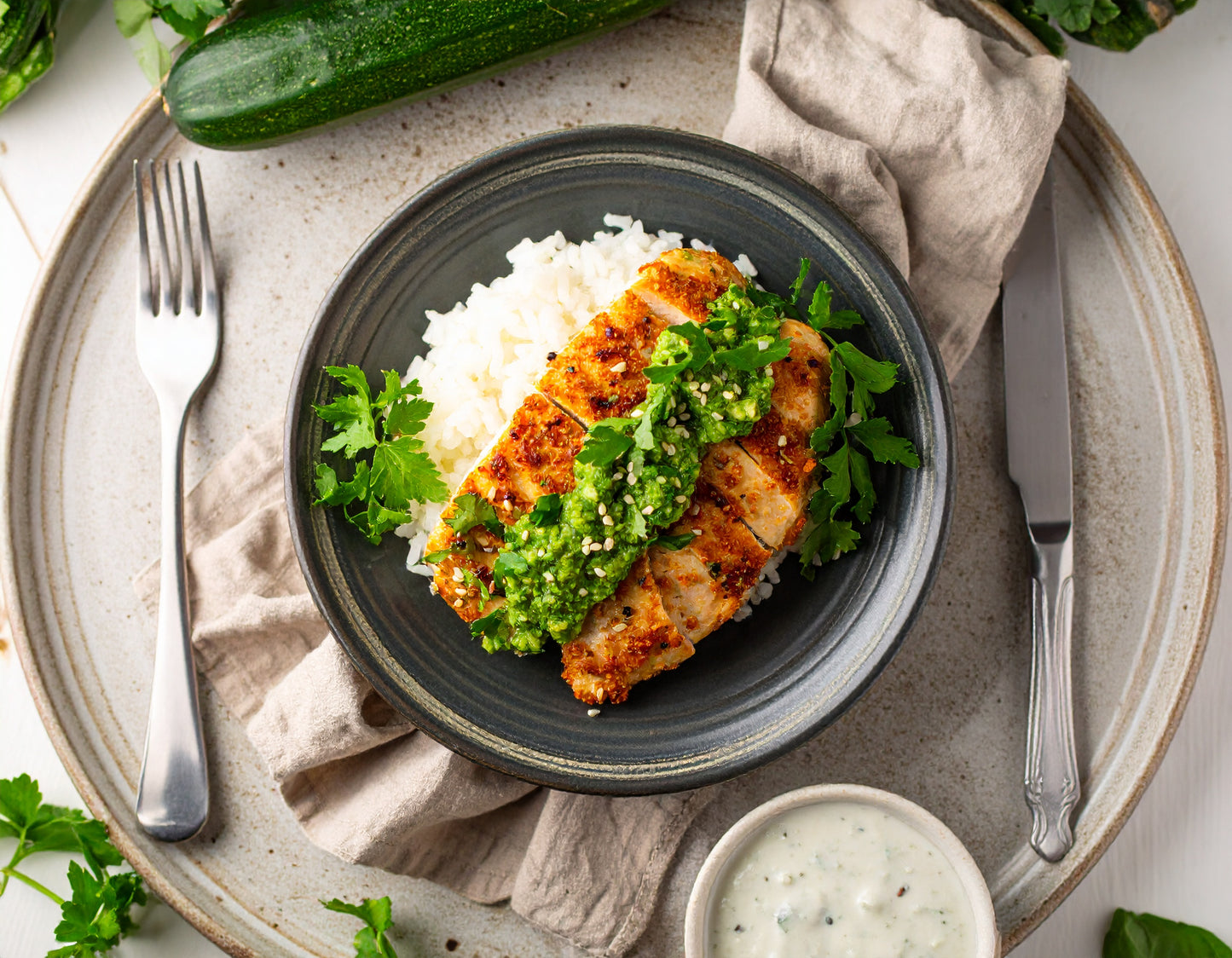 Poulet crispy riz de konjac et crème de courgette